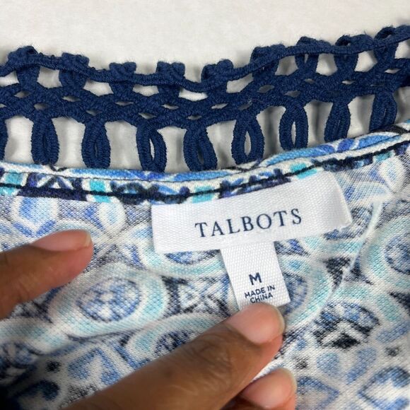 Talbots Sleeveless Shift Dress Medallion Print V-Neck Casual Pullover MEDIUM - Picture 4 of 10